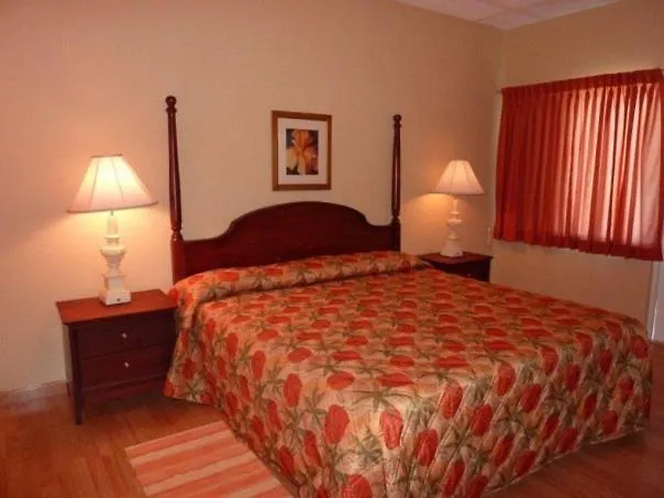 Miramar 6 Bedroom On The Beach Ocho Rios Apartment